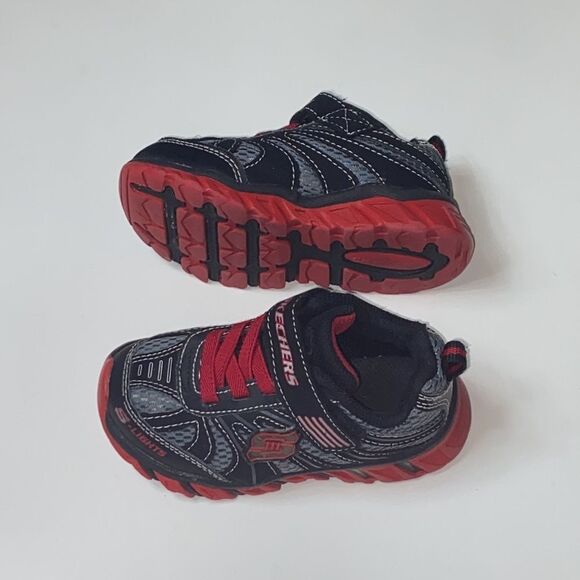 4/$30 SKECHERS RED BLACK BOY SHOES SIZE 8 US - Picture 6 of 16